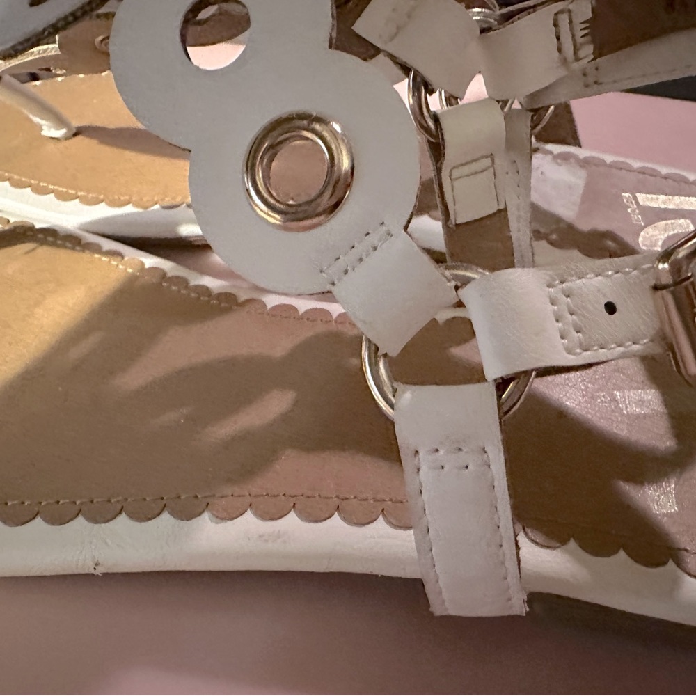 Report White flat thong buckle sandal with circles and gold hardware grommets - Picture 11 of 13
